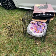 Dog Crate bundle. Small to medium size dog.