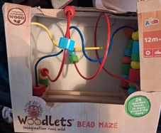 Bead maze toy