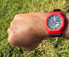 CasiOak GA-B2100 watch
