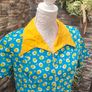 Vintage 60s blue floral retro dress with yellow collar and pockets size small Image 2