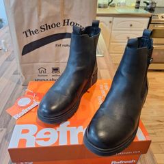 Ladies boots