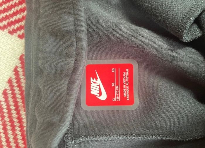 PSG Nike Tech Set