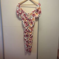 Woman's dress Fitted