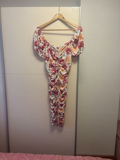 Woman's dress Fitted
