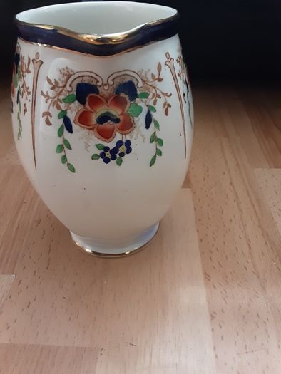 Water Jug/Vintage Sylvia Gibsons Pottery WaterJug 6" High  - Reg.No.749979