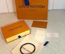 Lv bracelet