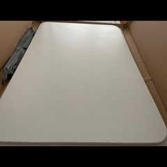 Shiny Ikea white desk