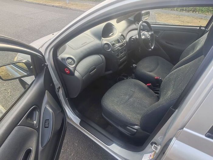 2006 Toyota Yaris
