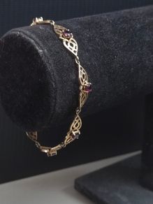 Vintage 9ct Gold Red Stone Bracelet Fully Hallmarked Birmingham 18.5cm