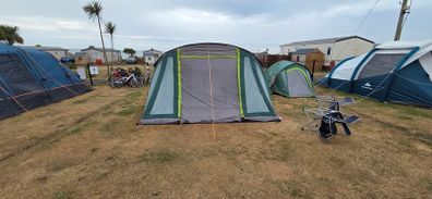 Coleman Mosedale 5 with Front Extension. Blackout rooms.