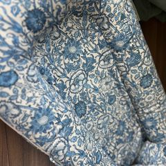 DockAtot/sleepyhead baby nest/pillow (William Morris)