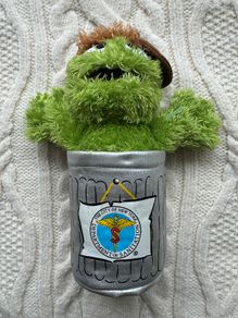 Gund Sesame Street Oscar The Grouch NYC New York City Sanitation Worker DSNY Used Please look at the pictures