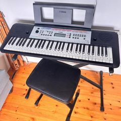 Yamaha YPT-260 Portable Piano Keyboard & Stool