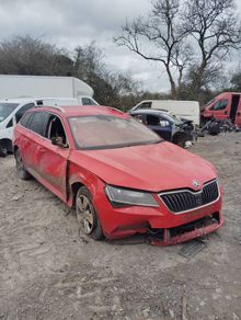 Breaking Skoda superb 2017 dcx