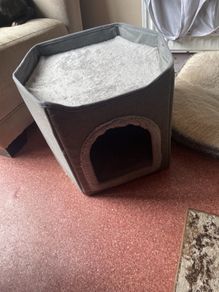 Cat bed/box