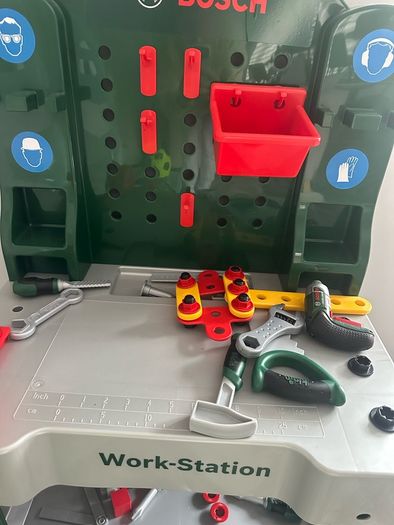 Bosch kids work station