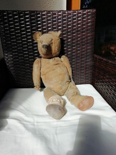 Antique teddy bear
