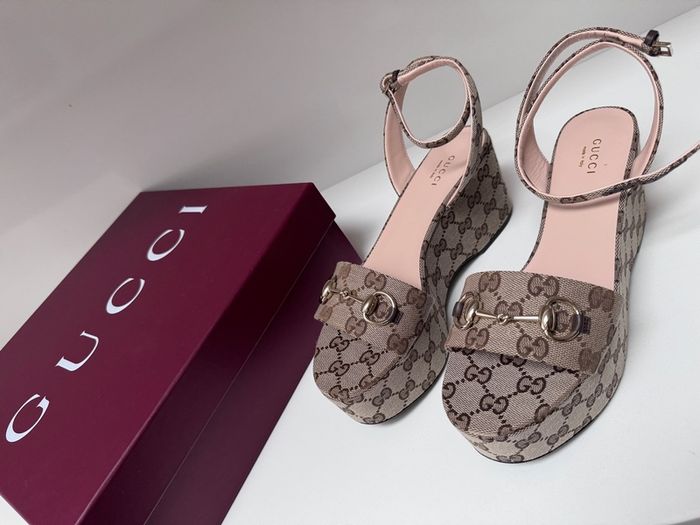 Gucci high sandals size 37 half