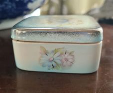 Spode porcelain trinket box