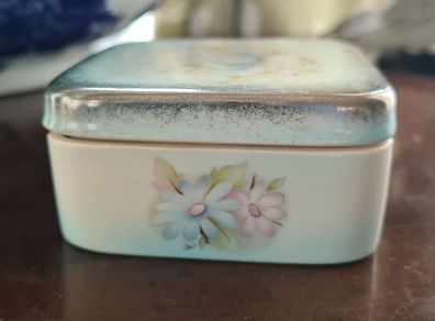 Spode porcelain trinket box