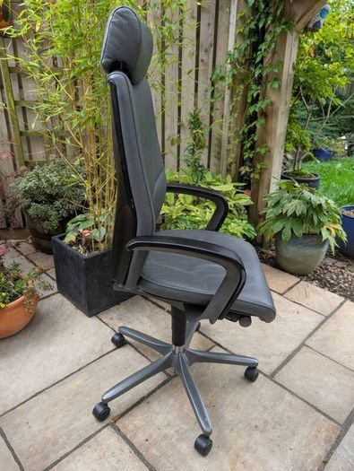 ergonomic office chair