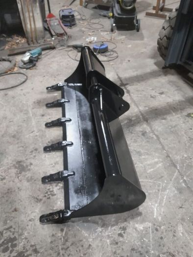 LF Sheugh / Grading / Ditching Bucket.  6ton 5FT