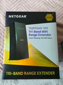 Wifi extender Netgear 3 band