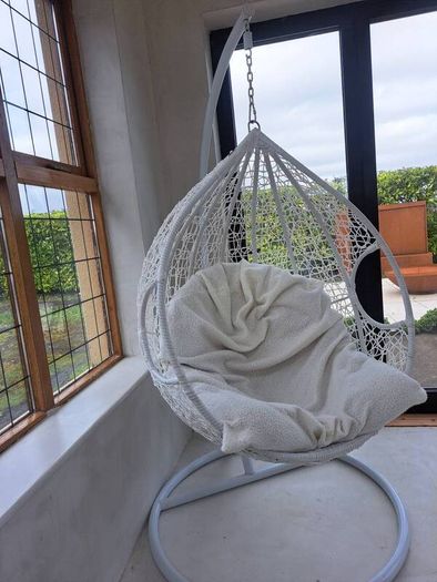 White Boucle Extra Large Egg Chair New
