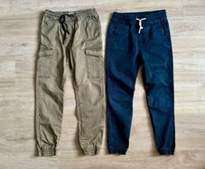2 boys trousers, 9-10
