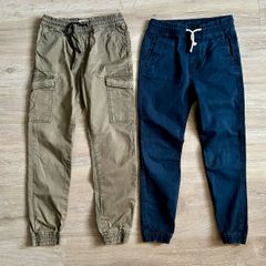 2 boys trousers, 9-10