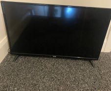 32" smart tv akai