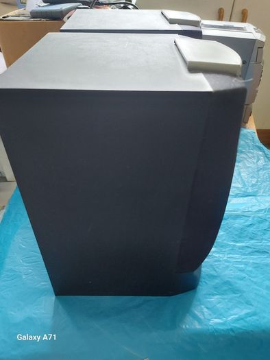 Philips Music HiFi System, Model FW355C, 3 CD, Dual Tape and Radio, in very good condition