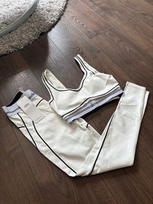 Alo Yoga Set