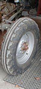 Tractor tyre mf 135 front wheel. 7.5 x 16 swap for 6.0 x 16