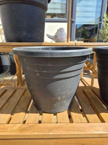 Garden pots