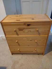 chest of drawers