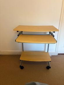 Compact Computer Desk