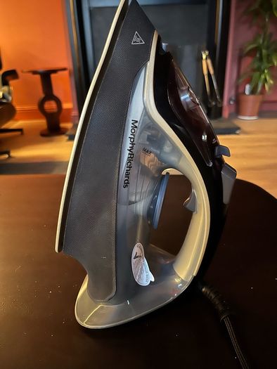 Steam Iron & Ironing Board