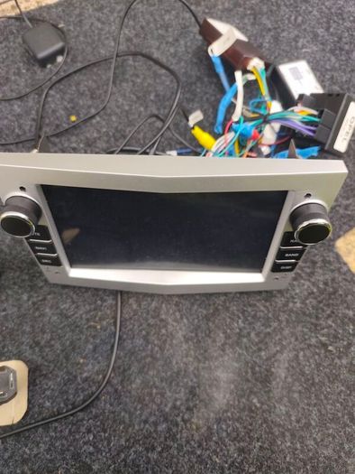 head unit was Opel Corsa, with connectors but fit another car all good working