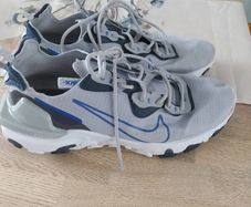 Mens Vision React Trainers, Size 10