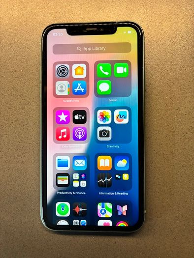 Apple iPhone 11