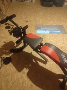Adjustable weight bench