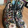 Dr MARTENS size 5 Daisy print Image 3