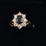 Vintage 9ct  gold cluster ring Image 8