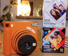 Fujifilm Instax Square SQ1 Instant Camera