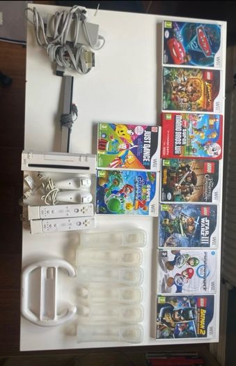 Nintendo Wii bundle with 9 games