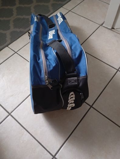 Racket bag
