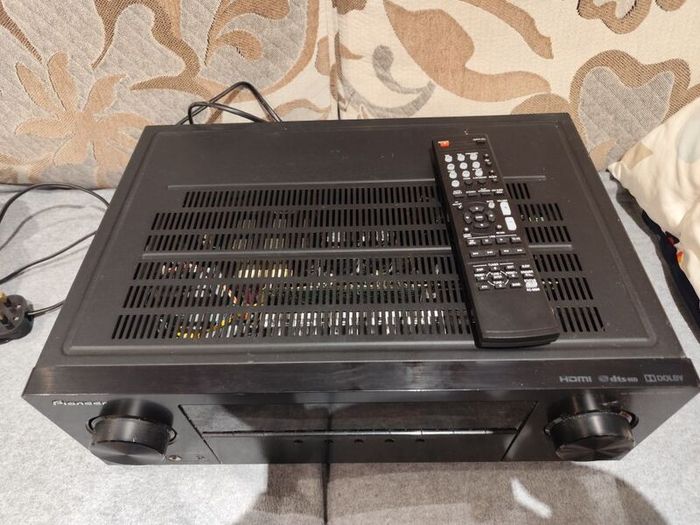 Faulty Pioneer VSX-531 red HDMI light flashing, no power up