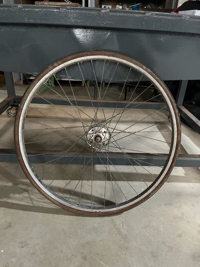 27 Inch Bicycle Wheel with Built in Dynamo