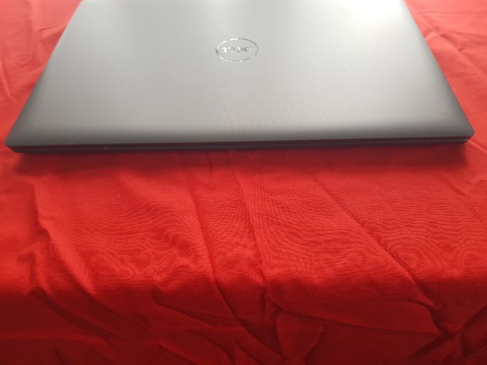 Dell Latitude 3540,i5 Cpu (13th gen) 32 GB, 512 GB Storage .